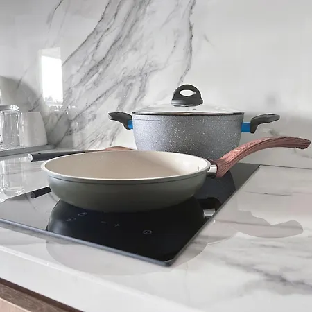 The Quality - Self Check-in Apartment